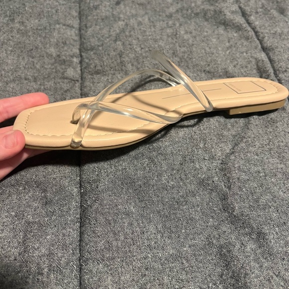 Dolce Vita Leanna. In Chrystal Vinyl. (clear) sandals 7.5. Like new. - Picture 2 of 2